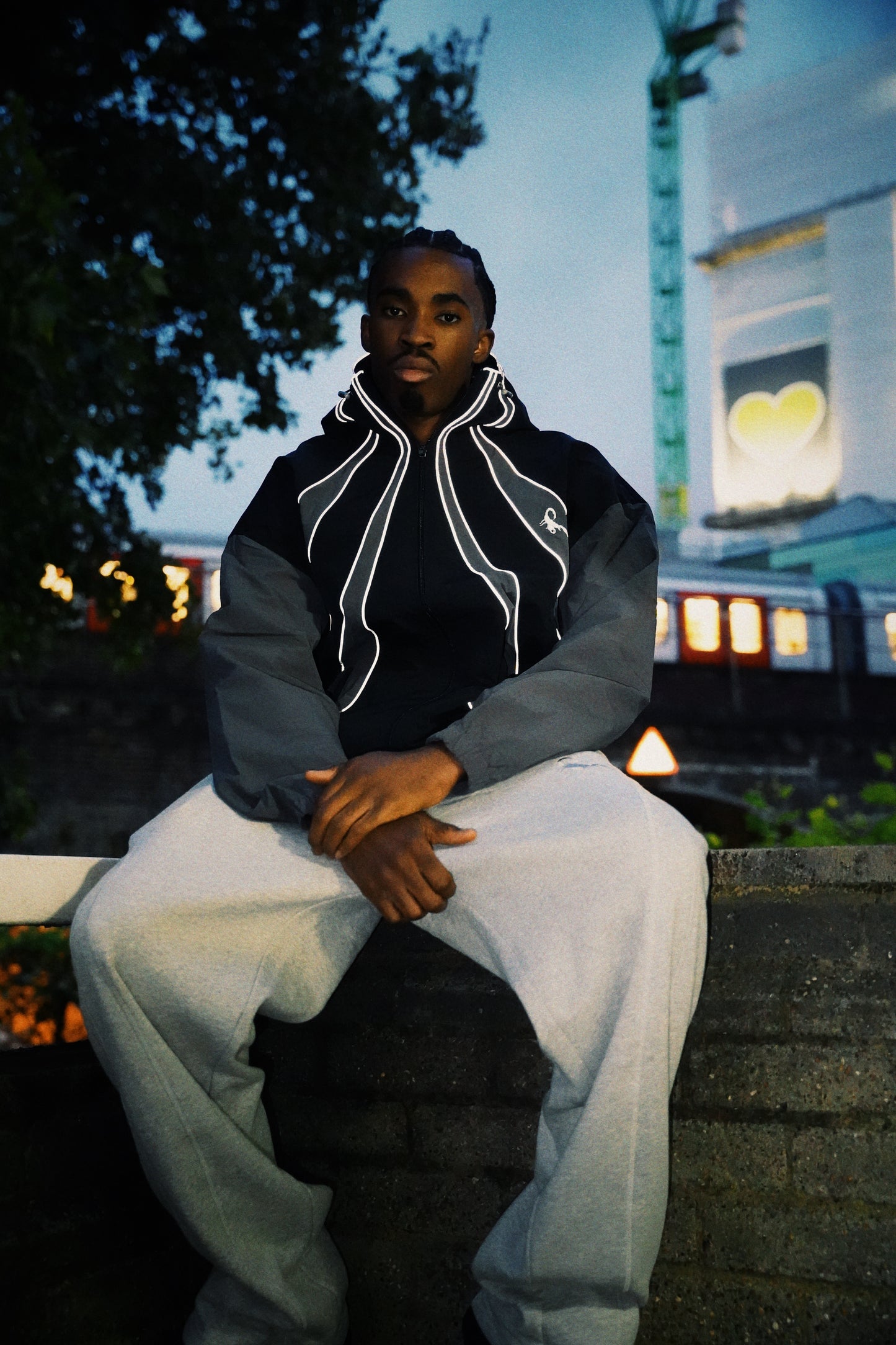 GULLYGUY JACKET - BLACK/GREY